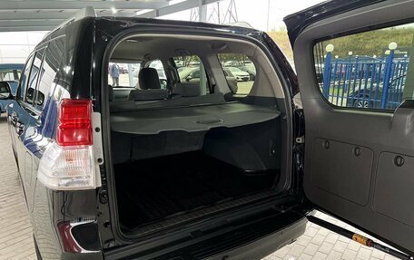 Toyota Land Cruiser Prado 150 рестайлинг 2, 2013 год, 2 249 000 рублей, 9 фотография