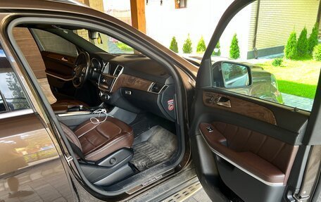 Mercedes-Benz GL-Класс, 2013 год, 3 000 000 рублей, 12 фотография