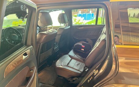 Mercedes-Benz GL-Класс, 2013 год, 3 000 000 рублей, 14 фотография