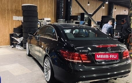 Mercedes-Benz E-Класс, 2014 год, 2 490 000 рублей, 7 фотография