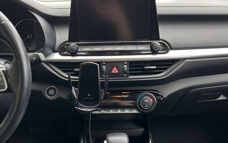 KIA Cerato IV, 2021 год, 2 499 000 рублей, 23 фотография