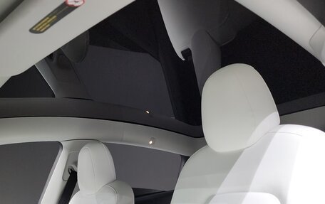 Tesla Model Y I, 2022 год, 4 100 035 рублей, 11 фотография