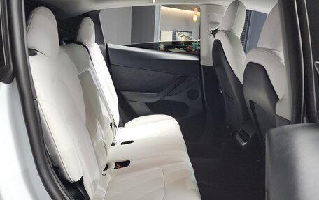 Tesla Model Y I, 2022 год, 4 100 035 рублей, 13 фотография