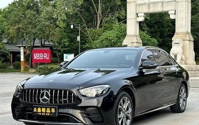 Mercedes-Benz E-Класс, 2022 год, 4 000 000 рублей, 1 фотография