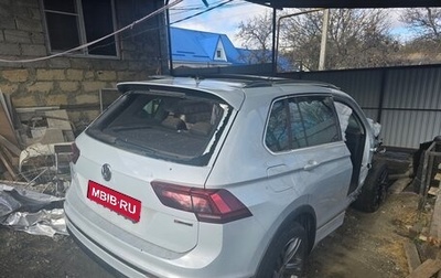 Volkswagen Tiguan II, 2019 год, 1 250 000 рублей, 1 фотография