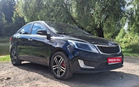 KIA Rio III рестайлинг, 2013 год, 840 000 рублей, 1 фотография