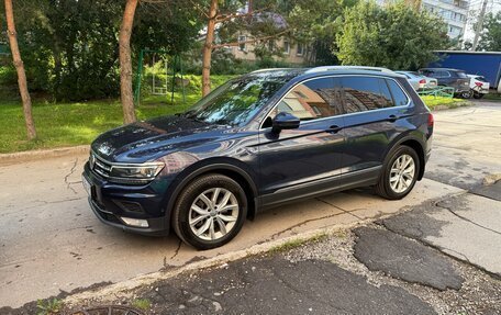Volkswagen Tiguan II, 2017 год, 2 470 000 рублей, 2 фотография