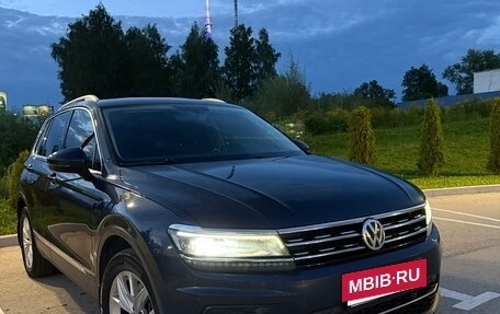 Volkswagen Tiguan II, 2017 год, 2 470 000 рублей, 8 фотография
