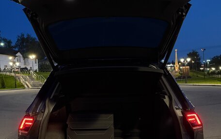 Volkswagen Tiguan II, 2017 год, 2 470 000 рублей, 13 фотография