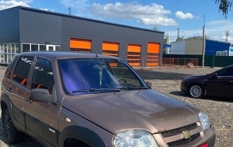 Chevrolet Niva I рестайлинг, 2014 год, 430 000 рублей, 5 фотография