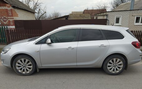 Opel Astra J, 2012 год, 760 000 рублей, 3 фотография