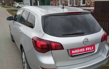 Opel Astra J, 2012 год, 760 000 рублей, 7 фотография