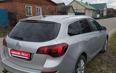 Opel Astra J, 2012 год, 760 000 рублей, 5 фотография