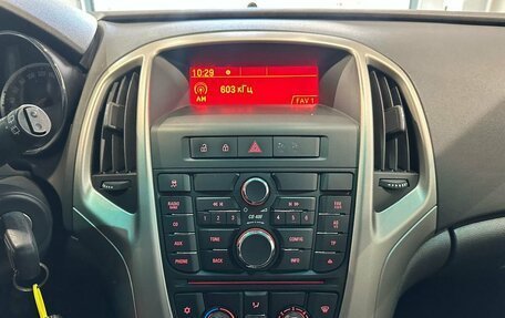 Opel Astra J, 2011 год, 600 000 рублей, 14 фотография