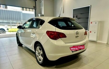 Opel Astra J, 2011 год, 600 000 рублей, 7 фотография