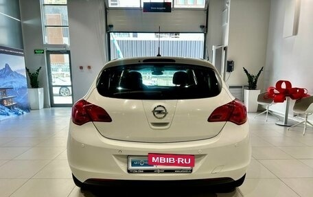 Opel Astra J, 2011 год, 600 000 рублей, 5 фотография