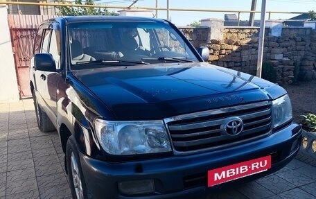 Toyota Land Cruiser 100 рестайлинг 2, 1999 год, 1 900 000 рублей, 3 фотография