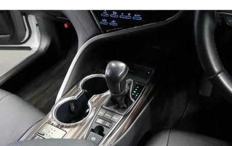 Toyota Camry, 2020 год, 2 300 000 рублей, 10 фотография
