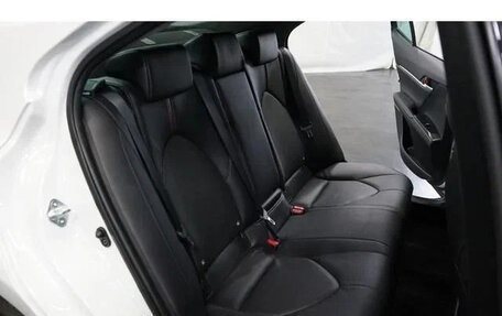 Toyota Camry, 2020 год, 2 300 000 рублей, 11 фотография