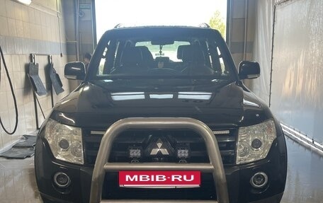 Mitsubishi Pajero IV, 2010 год, 2 400 000 рублей, 3 фотография