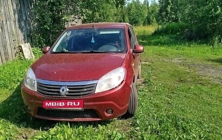 Renault Sandero I, 2010 год, 460 000 рублей, 2 фотография