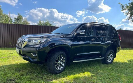 Toyota Land Cruiser Prado 150 рестайлинг 2, 2019 год, 5 680 000 рублей, 1 фотография