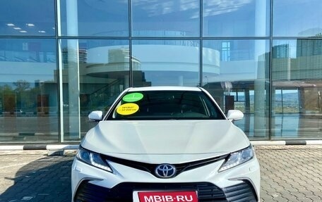 Toyota Camry, 2022 год, 3 290 000 рублей, 1 фотография