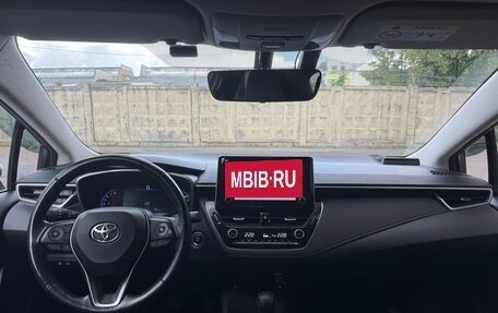 Toyota Corolla, 2020 год, 2 350 000 рублей, 3 фотография
