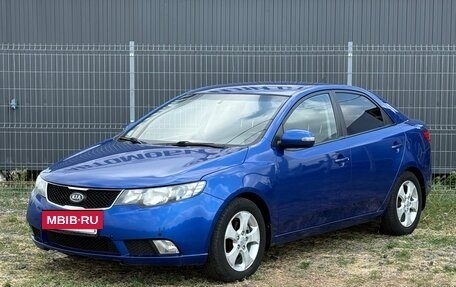 KIA Cerato III, 2010 год, 735 000 рублей, 3 фотография