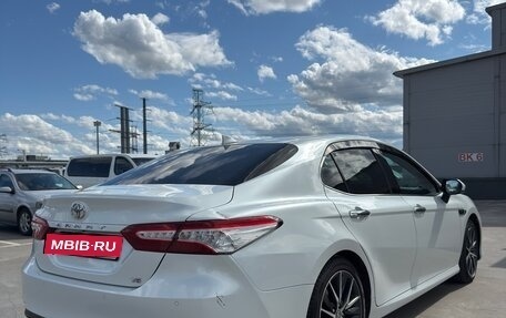Toyota Camry, 2021 год, 3 150 000 рублей, 5 фотография