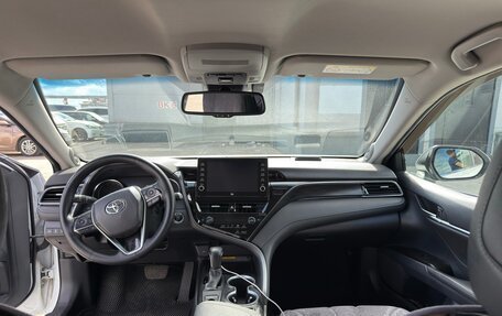 Toyota Camry, 2021 год, 3 150 000 рублей, 14 фотография