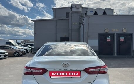 Toyota Camry, 2021 год, 3 150 000 рублей, 7 фотография