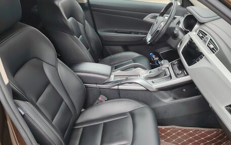 Geely Atlas I, 2019 год, 1 440 000 рублей, 13 фотография