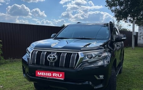 Toyota Land Cruiser Prado 150 рестайлинг 2, 2019 год, 5 680 000 рублей, 2 фотография