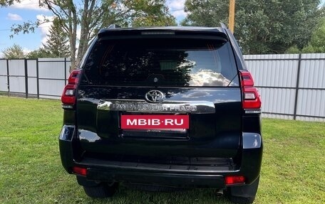 Toyota Land Cruiser Prado 150 рестайлинг 2, 2019 год, 5 680 000 рублей, 6 фотография