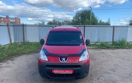 Peugeot Partner II рестайлинг 2, 2011 год, 1 245 000 рублей, 3 фотография