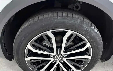Volkswagen T-Roc I, 2022 год, 1 950 334 рублей, 8 фотография