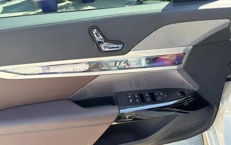 BMW 7 серия, 2023 год, 8 950 820 рублей, 17 фотография