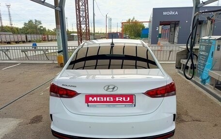 Hyundai Solaris II рестайлинг, 2021 год, 1 750 000 рублей, 2 фотография