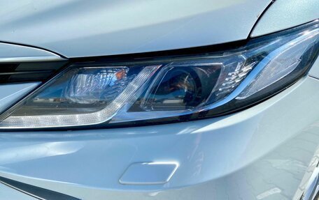 Toyota Camry, 2022 год, 3 290 000 рублей, 10 фотография