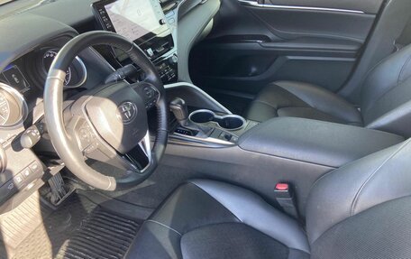 Toyota Camry, 2022 год, 3 290 000 рублей, 18 фотография