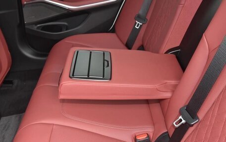 BMW 3 серия, 2025 год, 5 330 000 рублей, 29 фотография