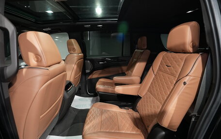 Cadillac Escalade V, 2021 год, 12 000 000 рублей, 17 фотография