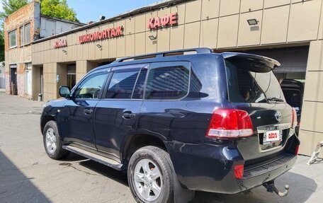 Toyota Land Cruiser 200, 2010 год, 2 134 000 рублей, 3 фотография