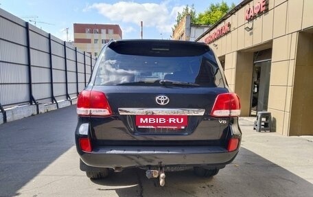 Toyota Land Cruiser 200, 2010 год, 2 134 000 рублей, 4 фотография