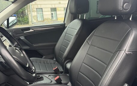 Volkswagen Tiguan II, 2020 год, 2 700 000 рублей, 10 фотография