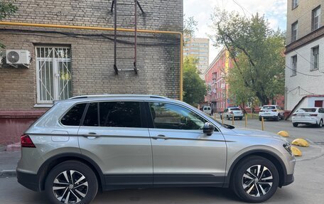 Volkswagen Tiguan II, 2020 год, 2 700 000 рублей, 4 фотография
