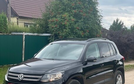 Volkswagen Tiguan I, 2012 год, 995 000 рублей, 2 фотография