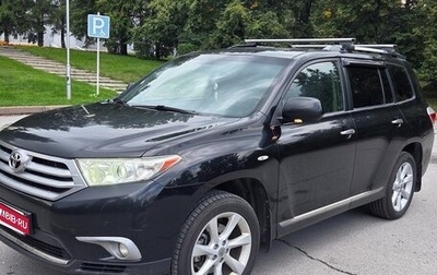 Toyota Highlander III, 2011 год, 1 600 000 рублей, 1 фотография