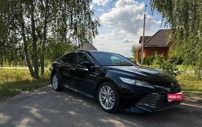 Toyota Camry, 2019 год, 3 050 000 рублей, 1 фотография
